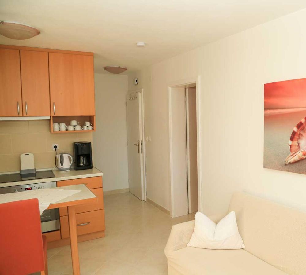 Adrian-Apartments-51511-Malinska-Otok-Krk Primorska 21 Eksteriør bilde